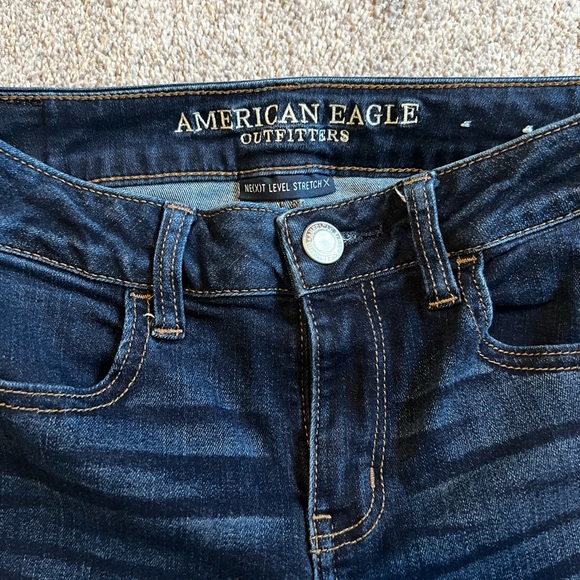 American Eagle Outfitters Ne(x)t Level Stretch Jeans. Size 4 regular - Picture 4 of 5